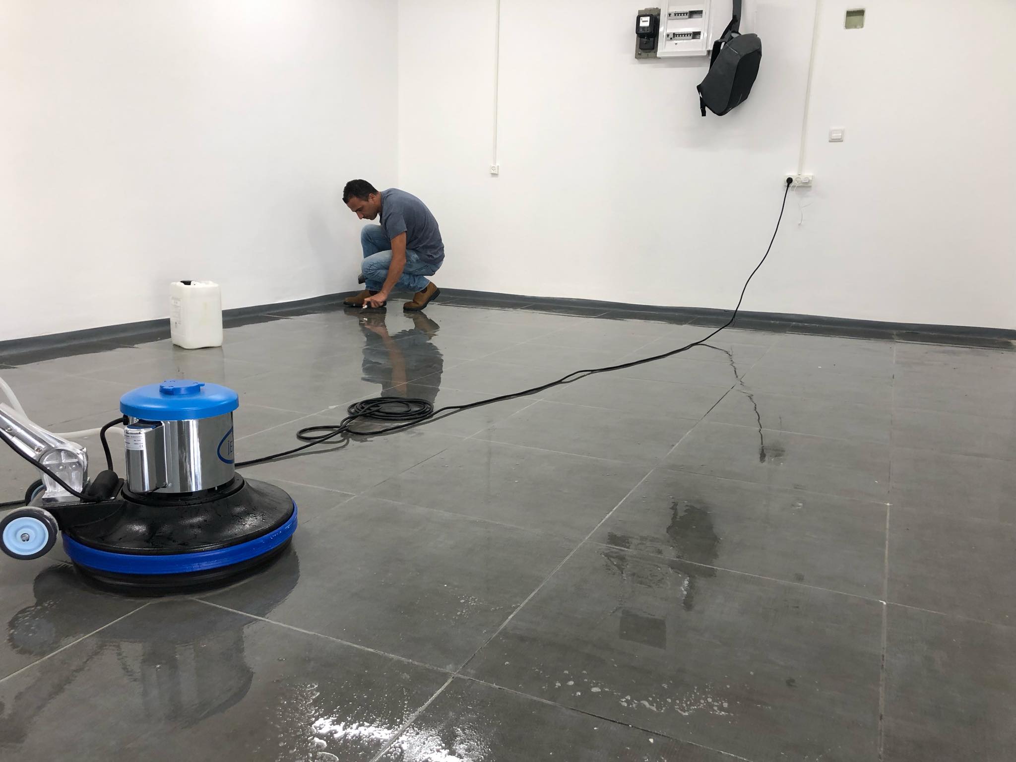 פוליש לרצפה