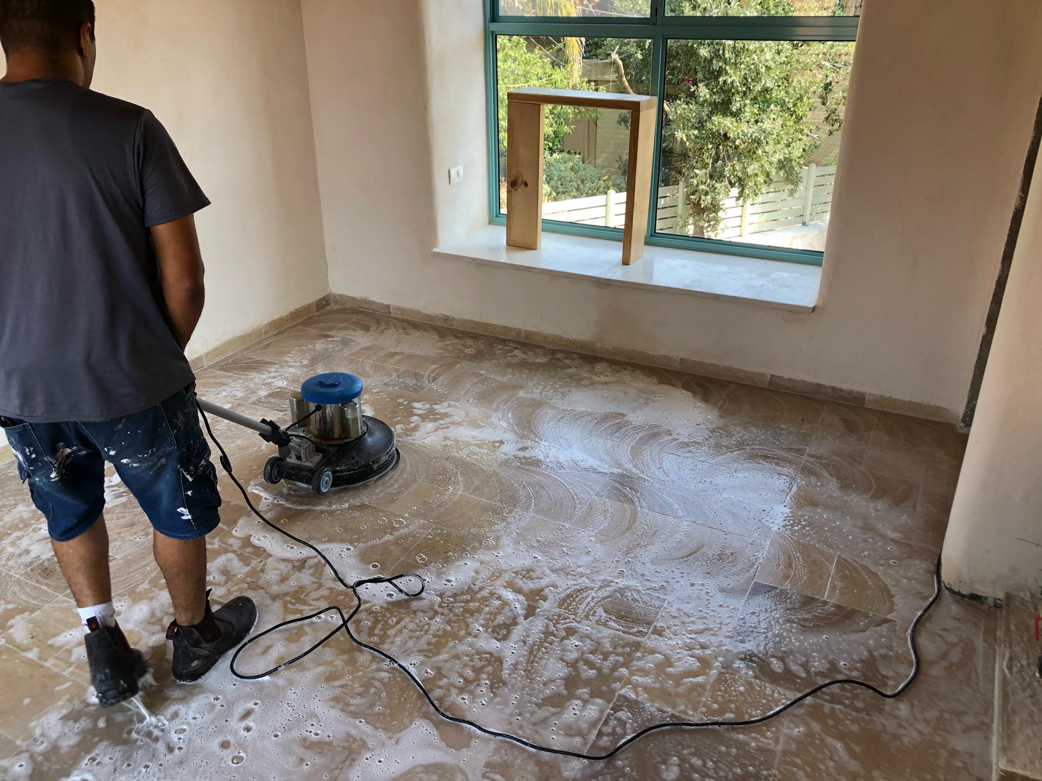 חברת ניקיון בקריות